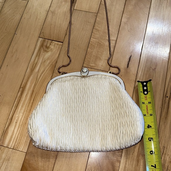 Vintage Goldco Textured Purse - Picture 8 of 9